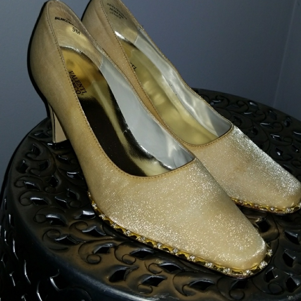Shoes - Picture 3 of 5
